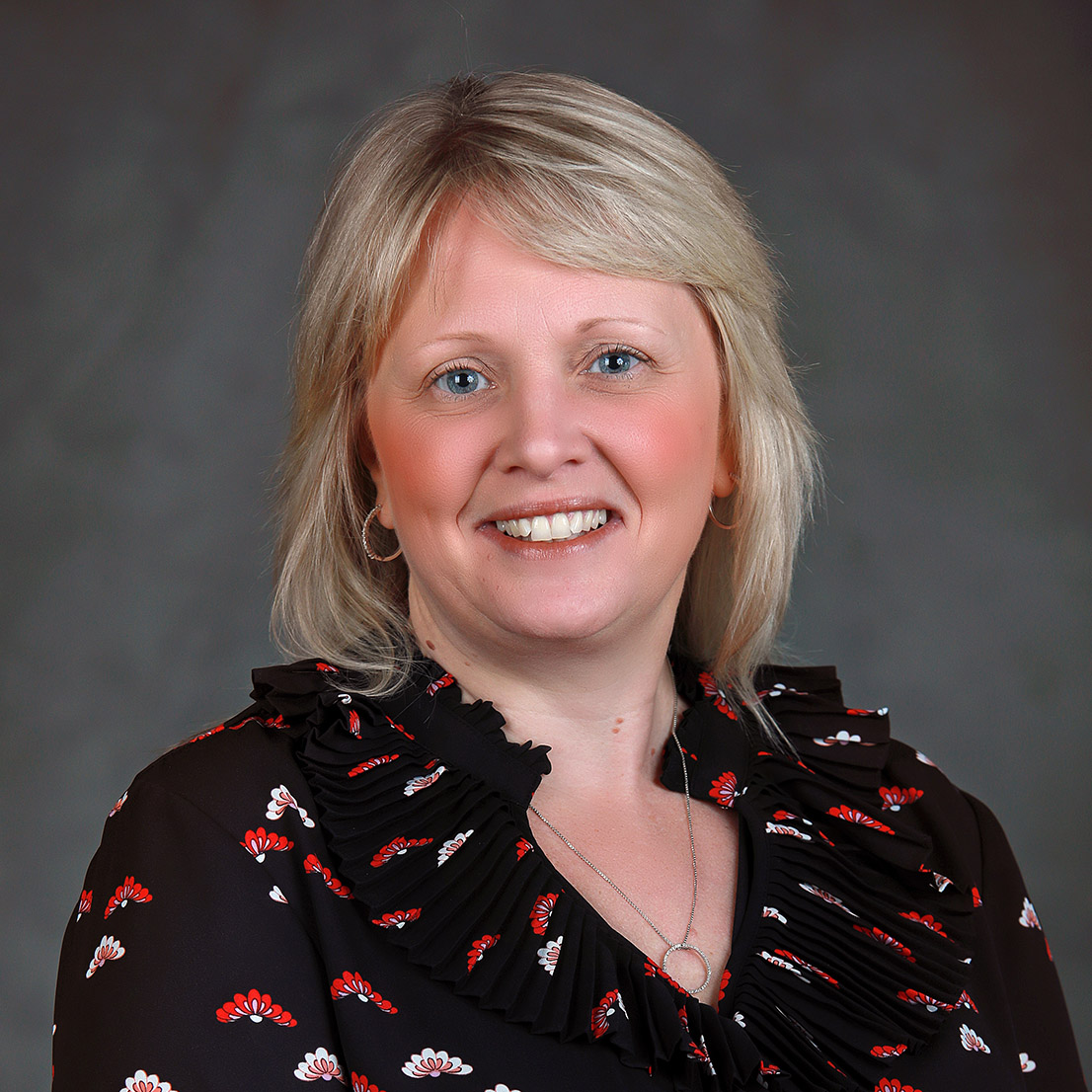 Lara Lott Moore headshot.