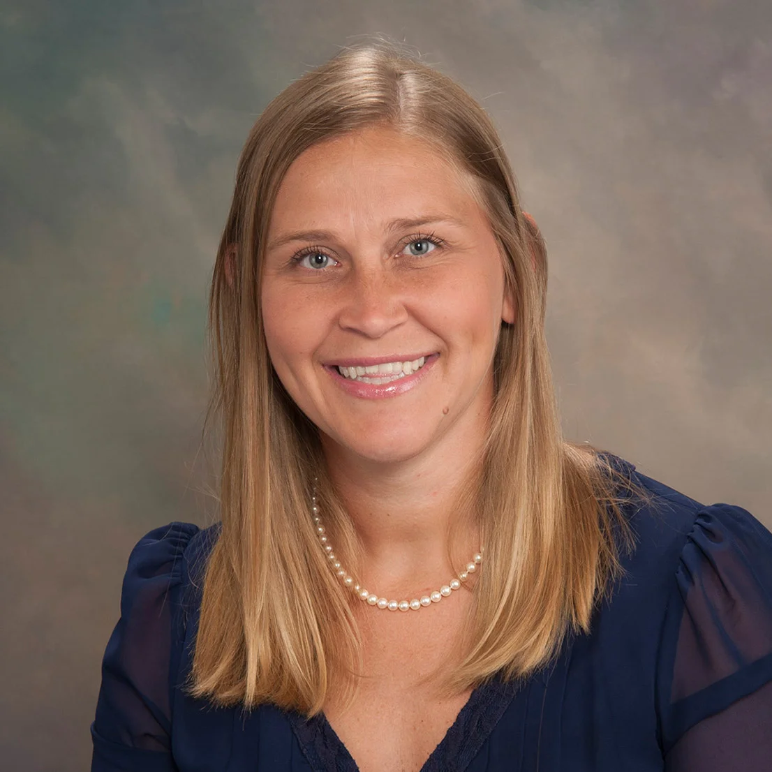 Headshot of Carrie Elaine Cain
