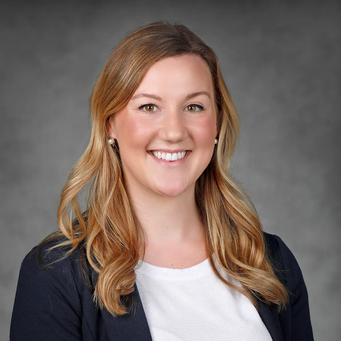 Heashot of Sarah Holley